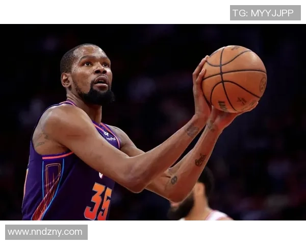 火箭主场大胜太阳阿门砍下31分杜兰特贡献28分展现强劲实力